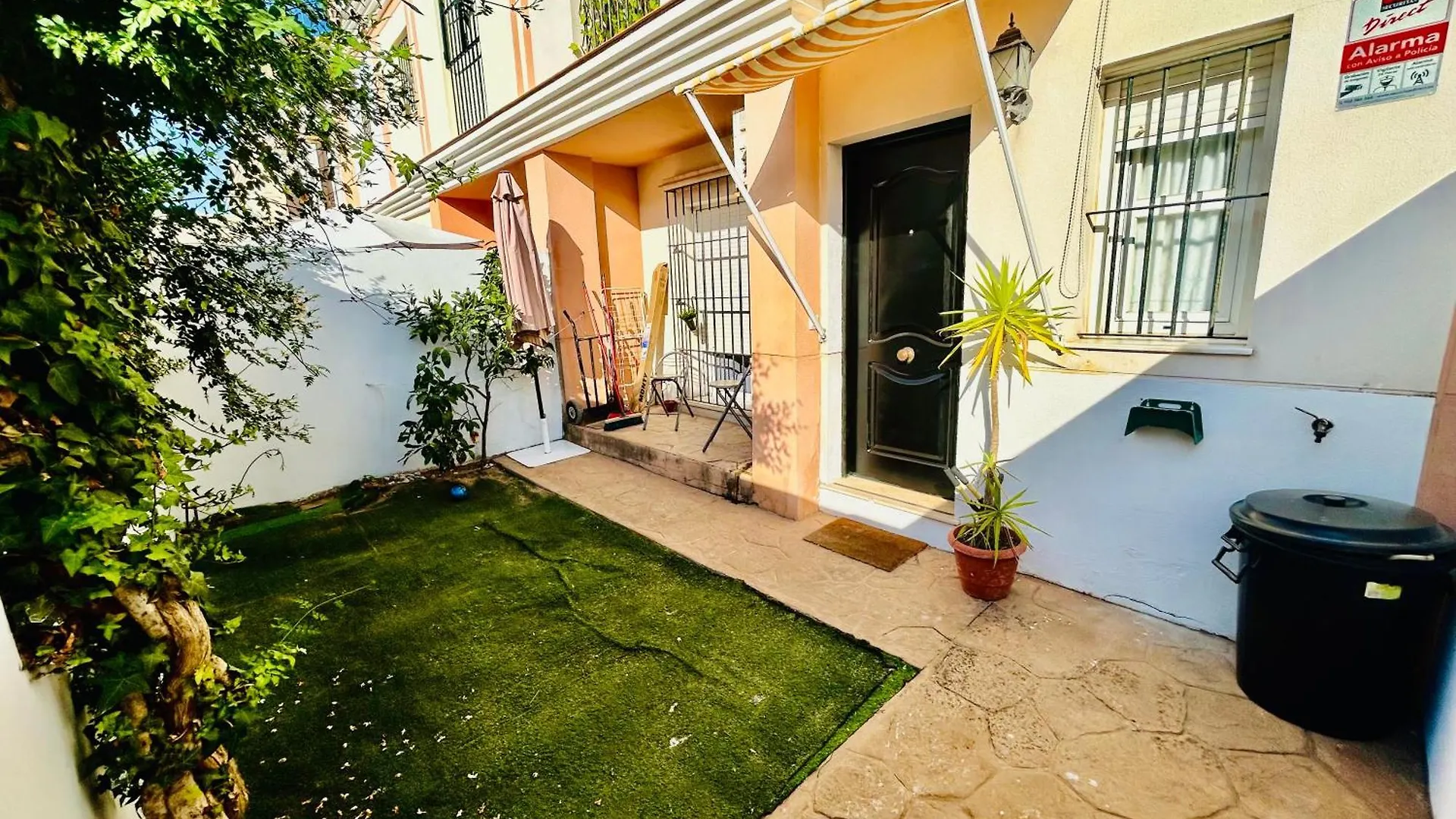 Casa Sol Y Mar. Pie De Playa contacts